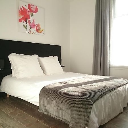 Maison De Ville Bed & Breakfast Magny-en-Vexin Luaran gambar
